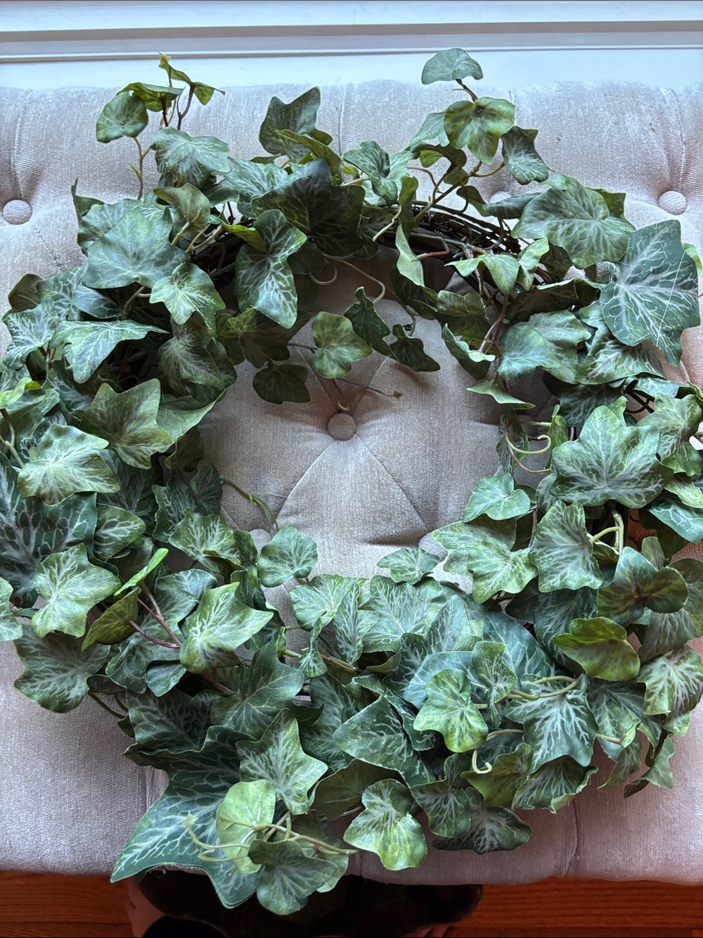 Silk grape ivy wreaths - Picture 3 of 7